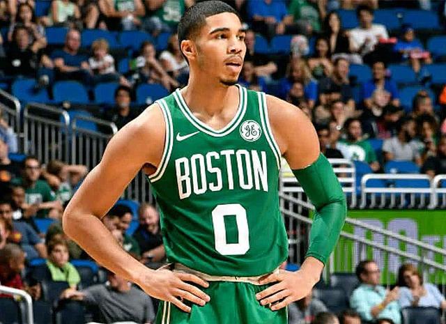 本届男子举 本届男子举